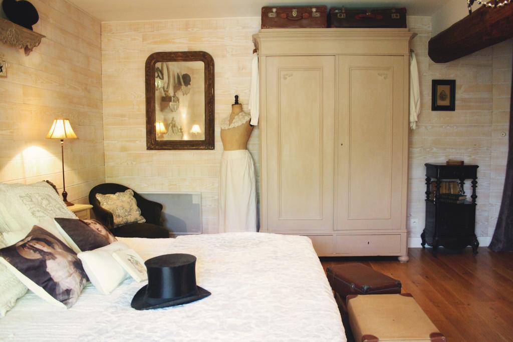 Le Bonheur A La Campagne Bed & Breakfast Lesmont Exterior foto